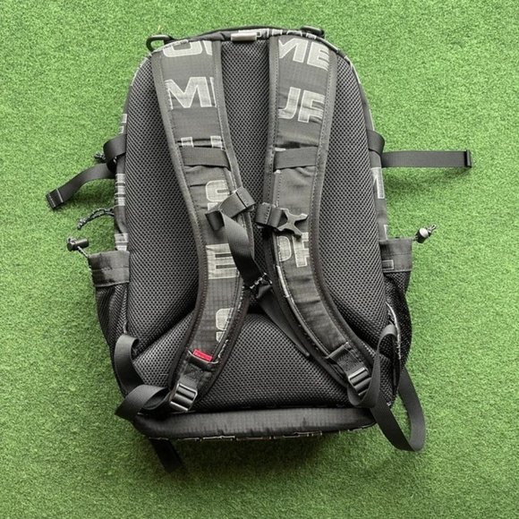 Supreme Backpack FW21 - Picture 2 of 5